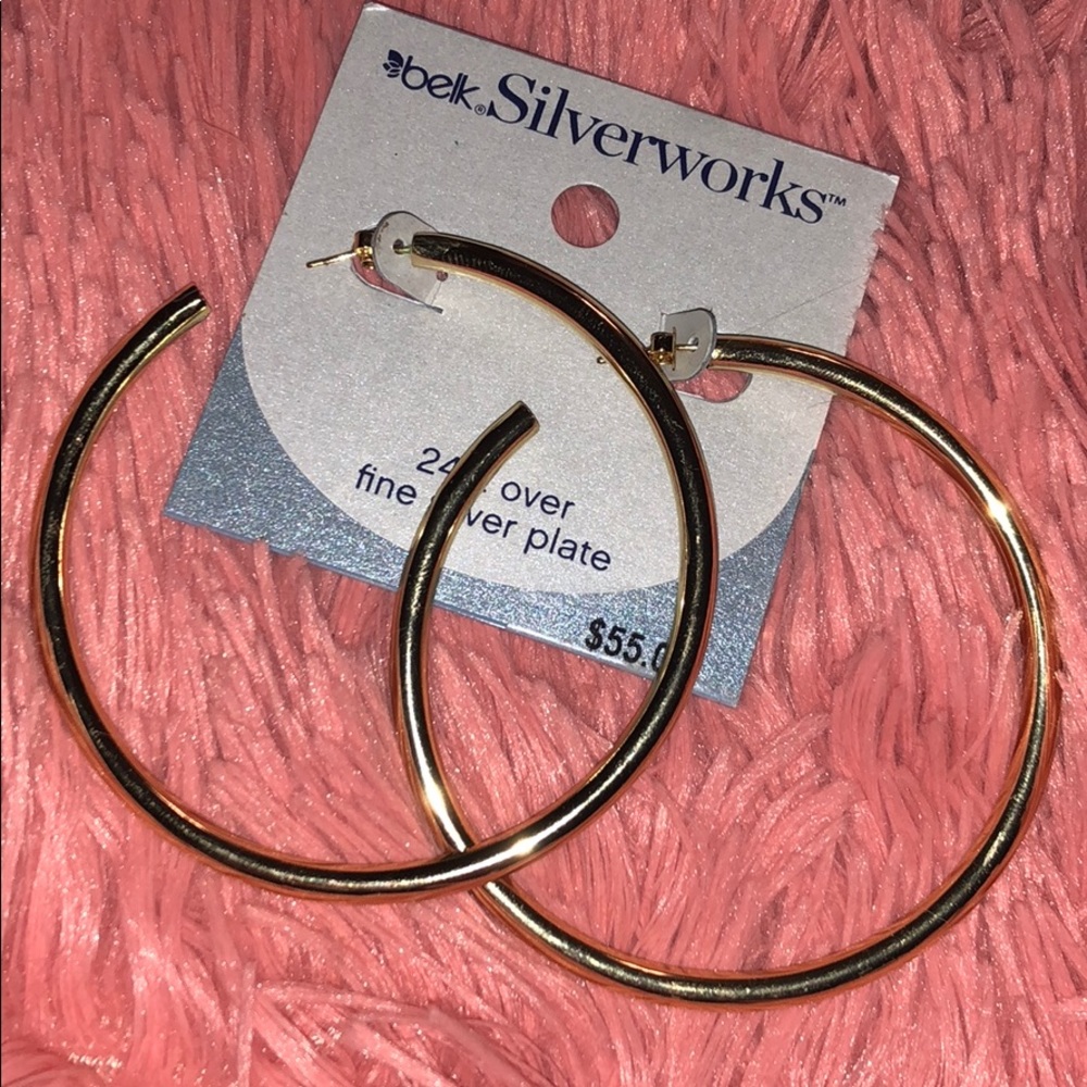 Brand new never worn gold hoop earrings
